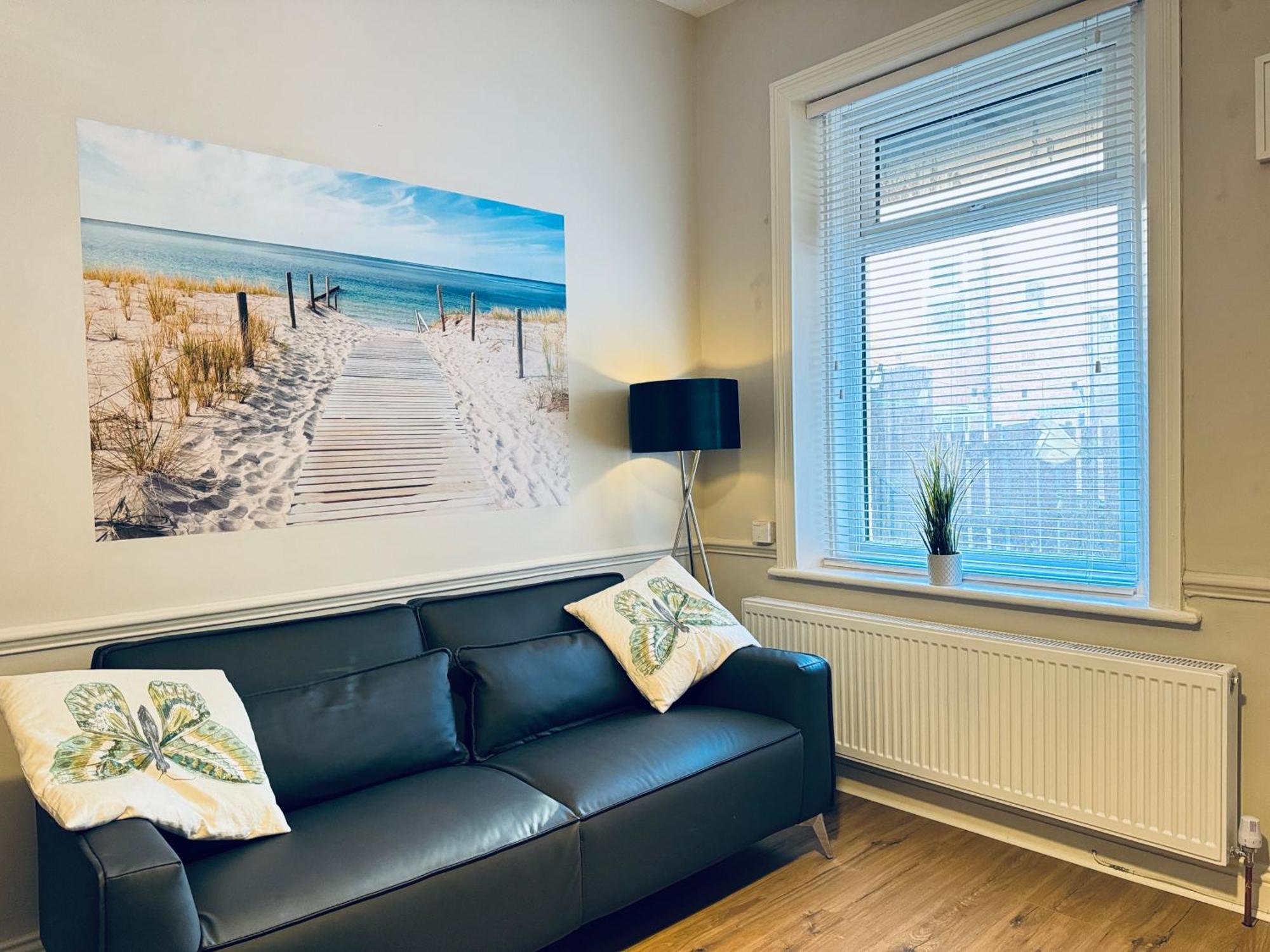 Rockcliffe Retreat, Stylish Coastal Apartment Whitley Bay Bagian luar foto