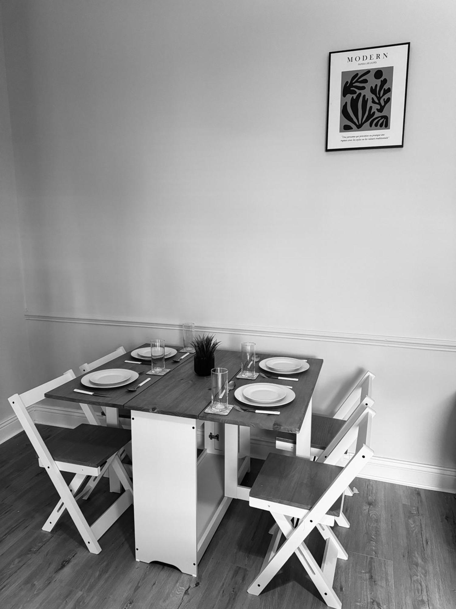 Rockcliffe Retreat, Stylish Coastal Apartment Whitley Bay Bagian luar foto